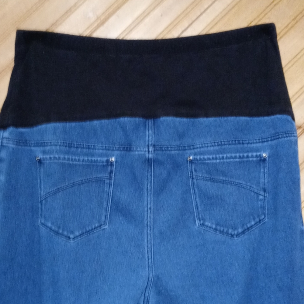 TIME and TRU Maternity leggings jeans